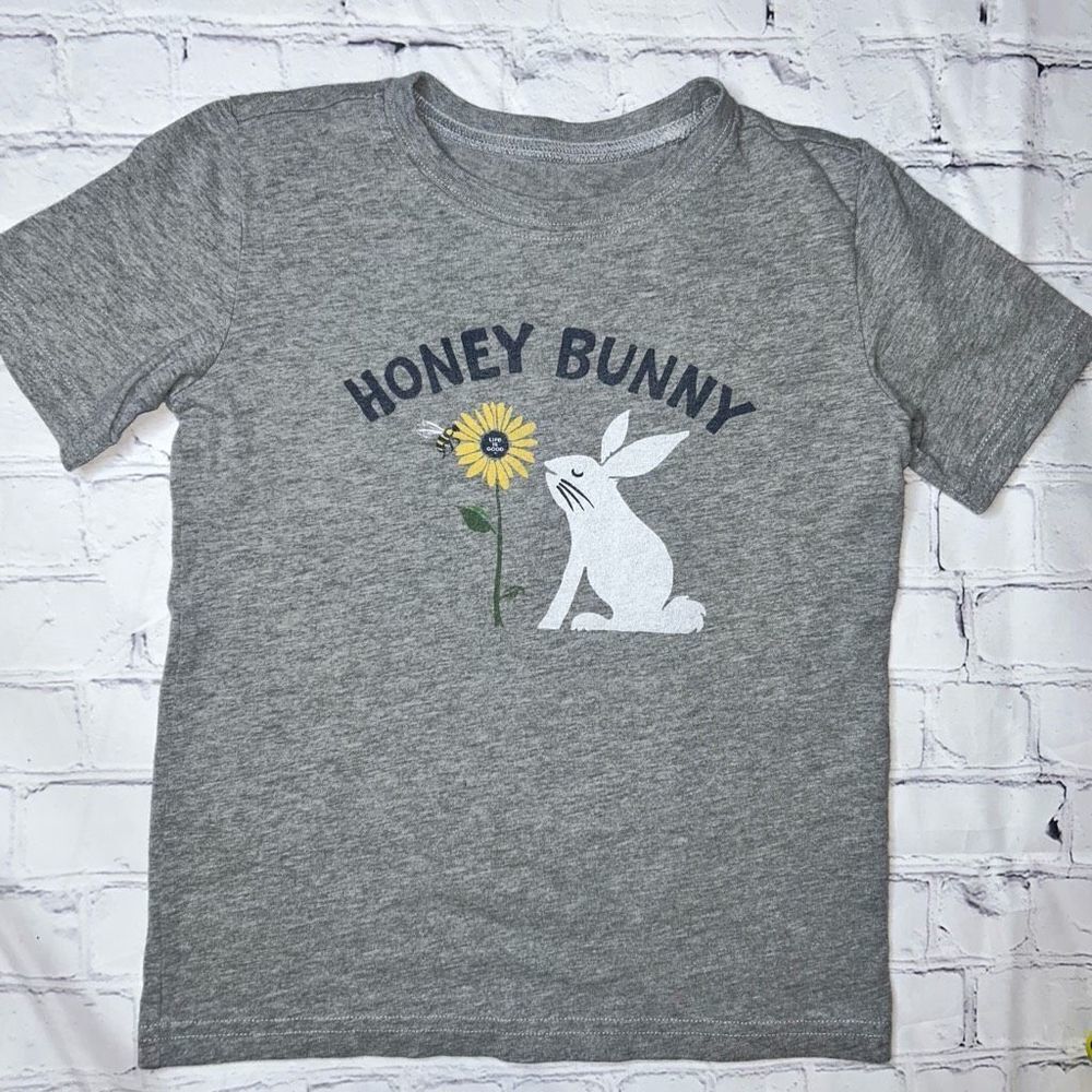 𝅺NWOT Girls Size Small Life Is Good SS Graphic TShirt